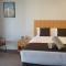 Golden Reef Motor Inn