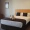 Golden Reef Motor Inn