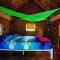 Bananas Resort & Restaurant - Tha Lane Bay