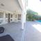 Villa Picaflor, Friars Bay