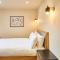 Host & Stay - No.33
