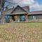 Clio Apt on 3 Acres, 14 Mi to Frankenmuth! - 伯奇伦