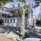 Gammys Beach Getaway Sleeps 20 2 blocks to Beach - 文特诺市