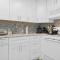 Gammys Beach Getaway Sleeps 20 2 blocks to Beach - 文特诺市
