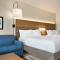 Holiday Inn Express & Suites - Ukiah by IHG