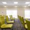 Holiday Inn Express & Suites - Ukiah by IHG