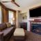 Best Western Premier Bridgewood Hotel Resort - Neenah