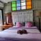tamarind guesthouse - Аюттхая