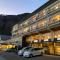 Shoji Lake Hotel