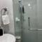 City Center - front of Iloilo Esplanade 2BR condo - 伊洛伊洛