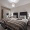 Stunning 2-Bed Apartment in Stevenage, Sleeps 5 with free Private Parking - 斯蒂夫尼奇