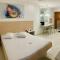 Studio Motel (Adult Only)