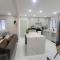 JstLikeHome - Serenity Suites & Guesthouse