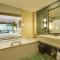 ROBINSON KHAO LAK