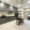 《Untitled HomeStay》Sitiawan - 实兆远