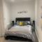 #5 Stylish City Centre Apartment with High Ceilings near Hull New Theatre