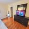 Nice 2 BDR 2 BATH near Airport with fast WiFi and Parking - 赫恩登