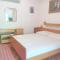 Beach House - Apartments Ana