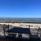 Beachfront Gem / Free Parking / A/C