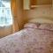 Norfolk Lavender Caravan - Sleeps 4 - WiFi and Sky TV Included - Bacton