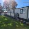 STUNNING LUXURY Caravan on edge of New Forest on SHOREFIELD Country Park ENTERTAINMENT AND LEISURE PASSES INCLUDED - Milford on Sea