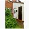 Lovely 1 bedroom maisonette close to Airport, Town and Train Station