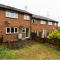 Lovely 1 bedroom maisonette close to Airport, Town and Train Station - Luton
