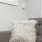 Chic 1BR Apartment With Modern Comforts - Barry GA - Chicago
