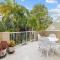 Little cove gem - walking distance to the most famous Noosa beach!