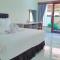 THE LAVIANA HOTEL