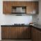 Cozy 2 bedroom w Pool - 6 Pax - Kajang