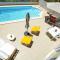 401 Villa Salemar