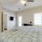 Stunning West end Condo - close to everything Nashville has to offer!