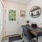 3Br 2Bth Beach House Retreat/10 min to downtown & beach