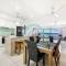 ZEN BY THE WATER - Darwins Premier Ocean View Family Retreat