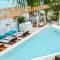 Coral Rocks Hotel & Restaurant