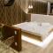 Motel Le Monde (Adult Only)