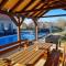 Olive Tree House with Jacuzzi, WiFi and 40m2 pool - Širitovci