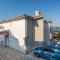 Apartments Crnekovic I Zarok