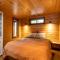 The Qu INN - Cozy Cabin