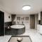 Kiss Apartment