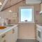 2 Bedroom Nice Home In Hjørring - Hjorring