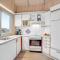 Lovely Home In Ringkbing With Kitchen - Сённервиг