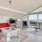 Amazing Home In Bjert With House Sea View - Binderup Strand
