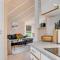 Lovely Home In Dronningmølle With Wifi - Dronningmølle