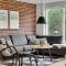 Beautiful Home In Ringkøbing With Wifi