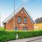 2 Bedroom Cozy Apartment In Svendborg