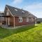 Beautiful Home In Frrup With Kitchen - Tårup