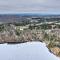 Traverse City Retreat with Deck and Lake Access - 特拉弗斯城