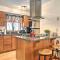 Hartford Escape with Fire Pit about 3 Mi to Ski and Golf! - Hartford
